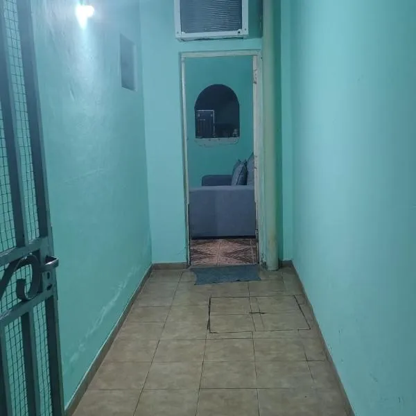 Alojamiento Lucia cerca del anfiteatro, costanera sur, centro，位于科连特斯的酒店