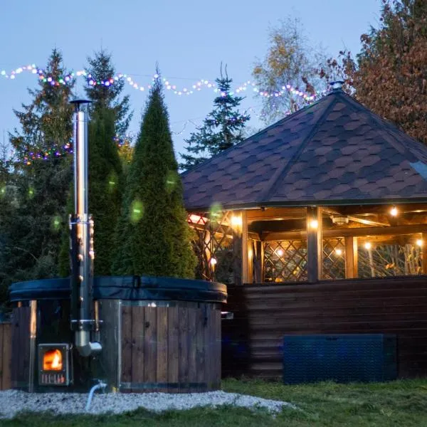 ANJ Bebru Nams - Beaver Lodge，位于Stacija Plātere的酒店