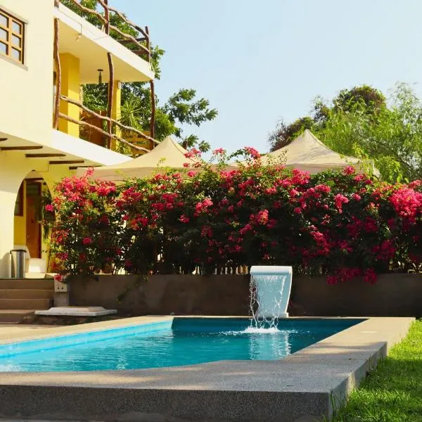 Serenity Lodge，位于伊察的酒店