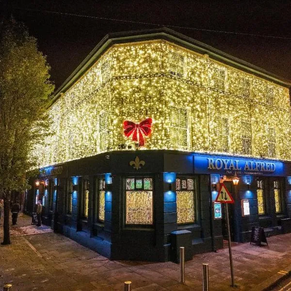 The Royal Alfred - Opposite Central Train Station，位于圣海伦斯的酒店