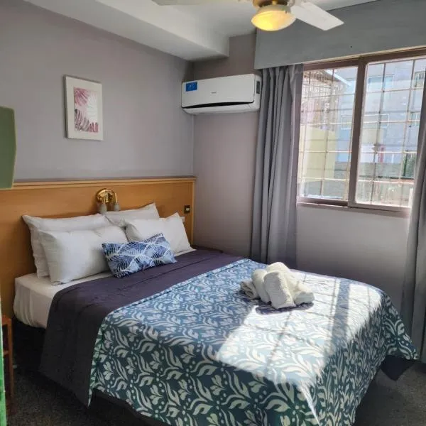 Hotel JBJ，位于门多萨的酒店