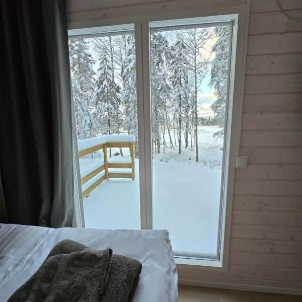 Stuga med strandbastu，位于Oravais的酒店