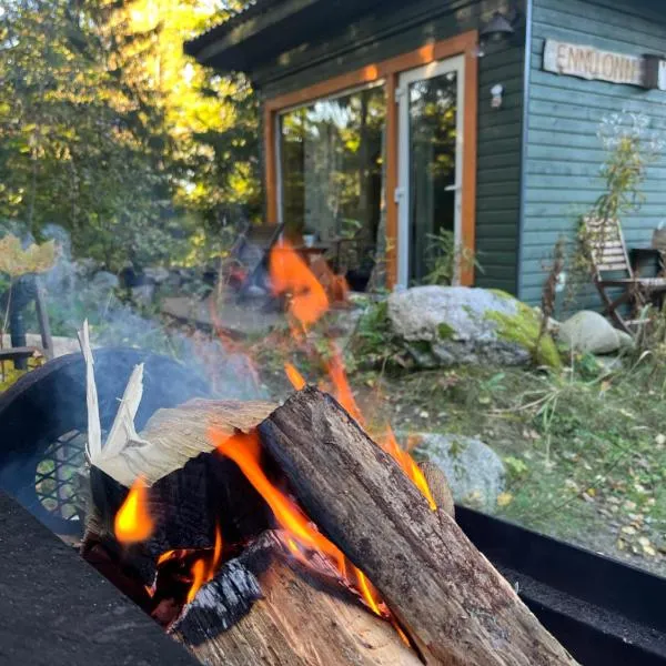 Ennu’s hut，位于Loksa的酒店