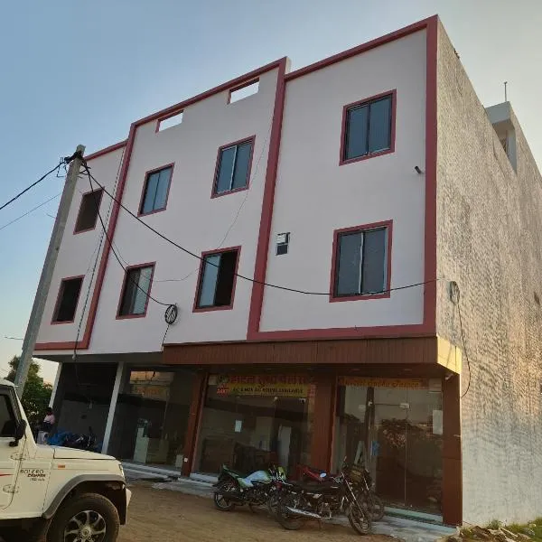 Hotel Sudha Palace，位于Khātu的酒店