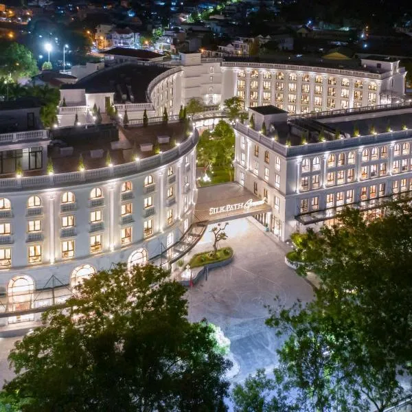 Silk Path Grand Hue Hotel，位于顺化的酒店