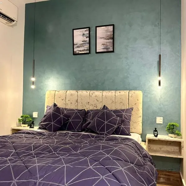 Exclusive VIP 1 Bedroom Apartment in DHA Phase 6 By Virani，位于卡拉奇的酒店