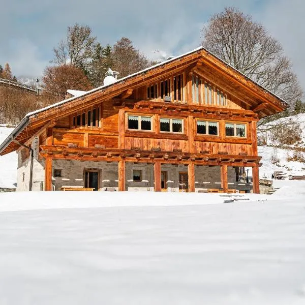 Maroc Mountain Chalet，位于摩德纳迪-坎皮格里奥的酒店
