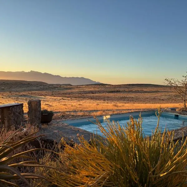 3 ALOES GUESTHOUSE，位于Uis的酒店