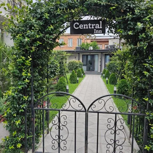 Central Inn，位于库塔伊西的酒店