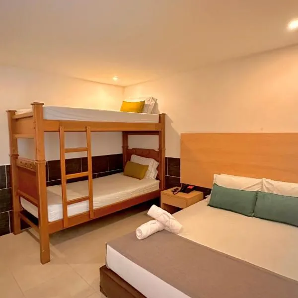 Hotel MOVA，位于麦德林的酒店