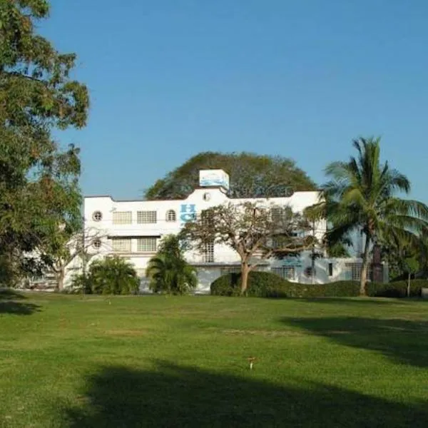 奥利纳拉迪亚曼特酒店，位于Aguacatillo的酒店