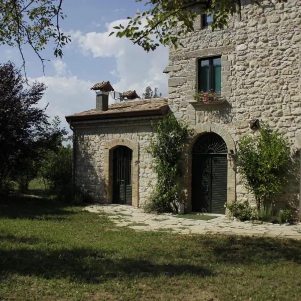 Casina di pietra，位于San Giorgio a Liri的酒店
