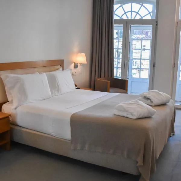 图罗酒店，位于吉马良斯的酒店