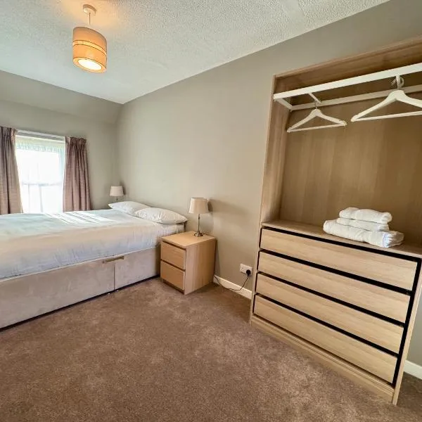 小修道院酒店，位于比尤利的酒店