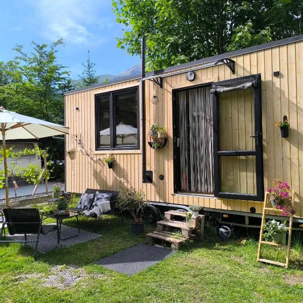 Tiny House Prättigau GR，位于格吕施的酒店