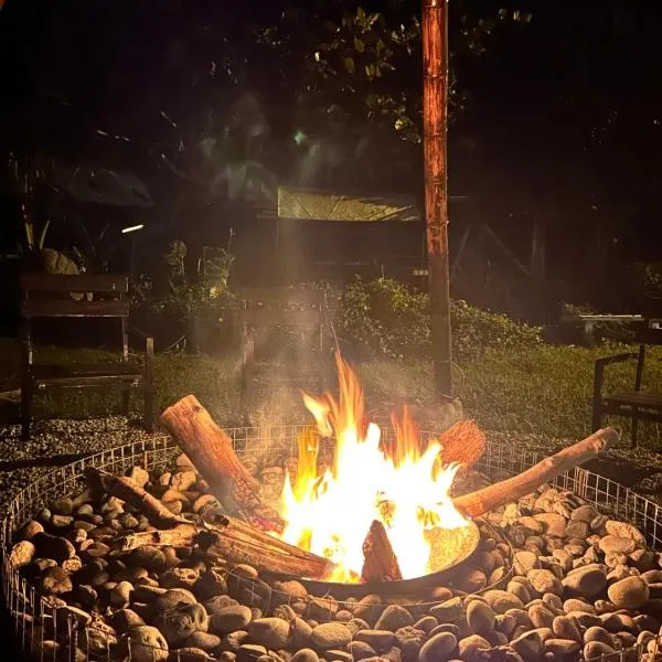 十二号桥空间民宿 ，位于盐寮的酒店