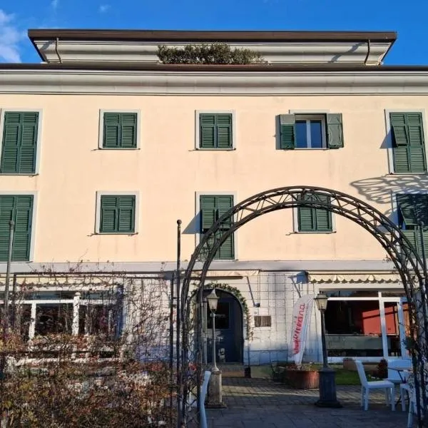 Sarzana Park Hotel，位于萨尔扎纳的酒店