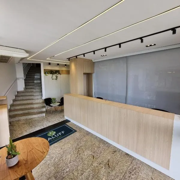 Kaluff Hotel，位于伊塔博拉伊的酒店