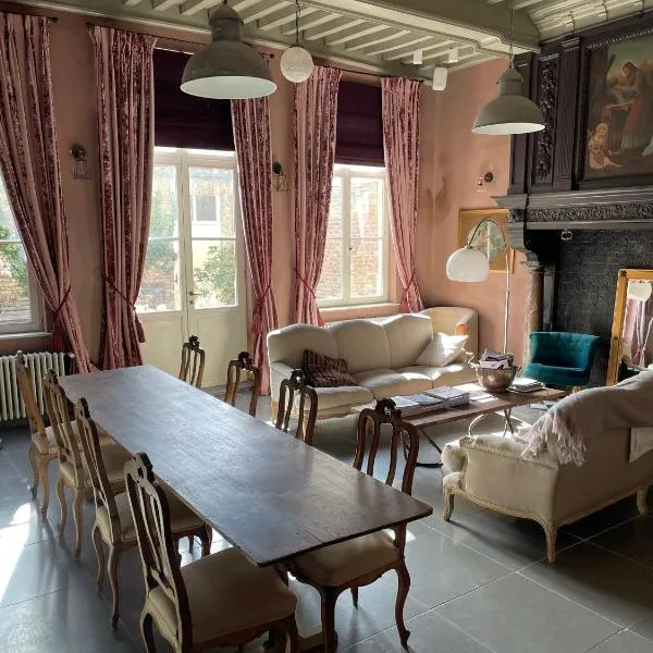 圣索沃尔布鲁日住宿加早餐旅馆，位于布鲁日的酒店