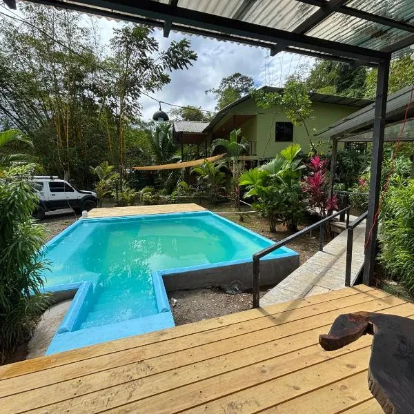 Monkey House & Camping，位于德雷克的酒店