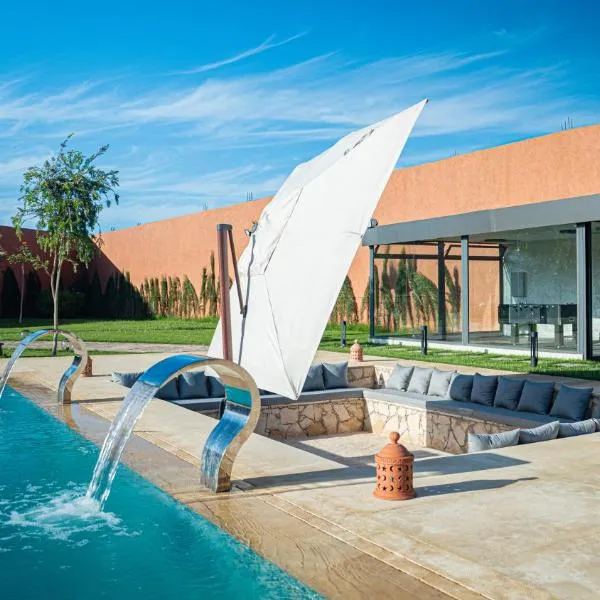 Dar Fatma Suite Atlas Moroccan Charm near Agadir，位于阿加迪尔的酒店