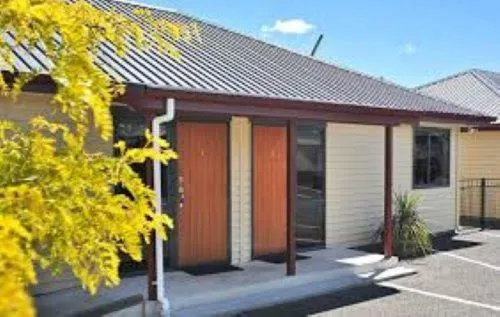 Woodbourne Tavern and Motel，位于伦威克的酒店