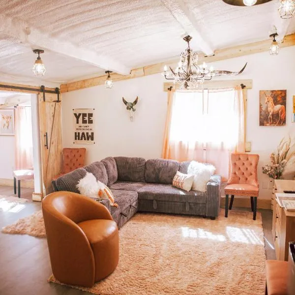 The Pink Hayloft，位于尼法的酒店