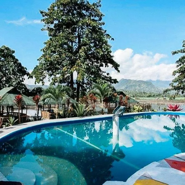 Sunrise Garden Lake Resort，位于Lahit的酒店