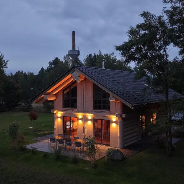 wunderschönes Blockhaus direkt am See für 10 PAX，位于Gröbern的酒店