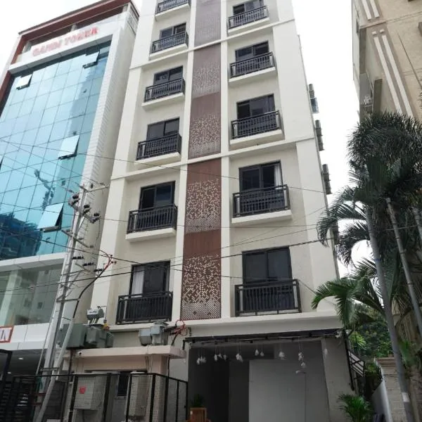 23 Urban Suites, Hitech City，位于海得拉巴的酒店