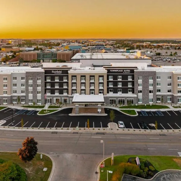 Fairfield Inn & Suites Dayton Beavercreek，位于比弗克里克的酒店