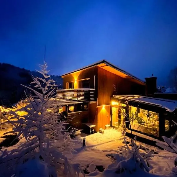 Dom i Las，位于布伦纳的酒店