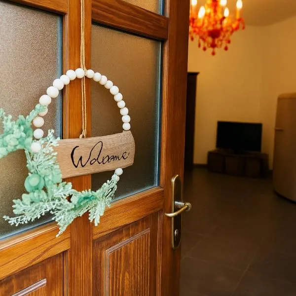 La Casita di Sopra , Spacious 2 Bedroom Apartment, con self check-in，位于Caprie的酒店