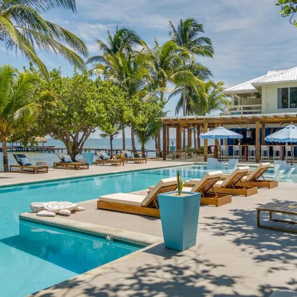 Blue Reef Beach and Marina，位于珀拉什奇亚的酒店