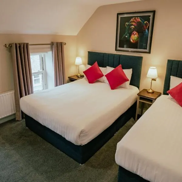 JUST B Townhouse，位于丁格尔的酒店