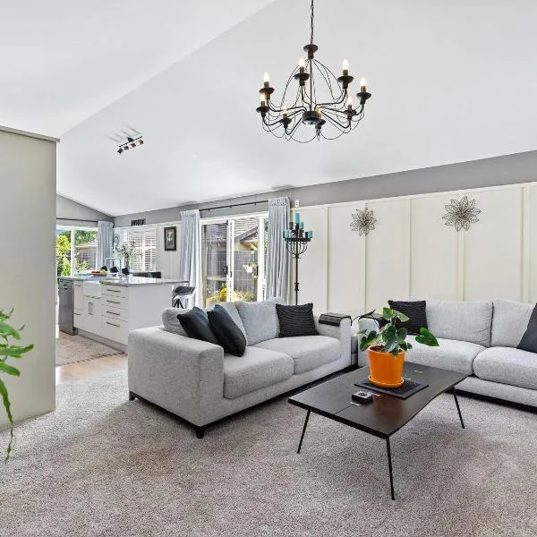 Hunter Lodge Your Papamoa Beach Escape Rest Relax Stay，位于帕帕莫阿的酒店