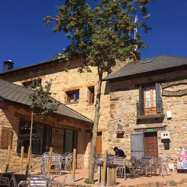 El Trasgu de Foncebadón，位于Santa Colomba de Somoza的酒店