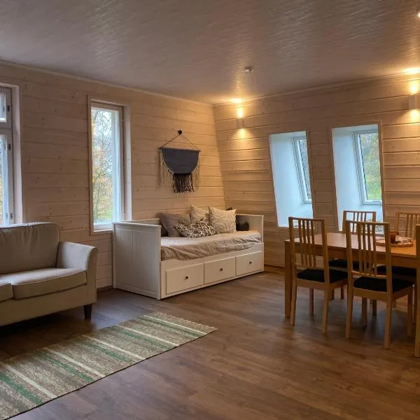 Idyllic Charm- with a moat!，位于康阿斯阿拉的酒店