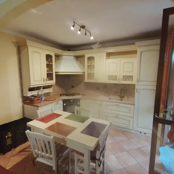 Vimodrone apartment big garden，位于维莫德罗内的酒店