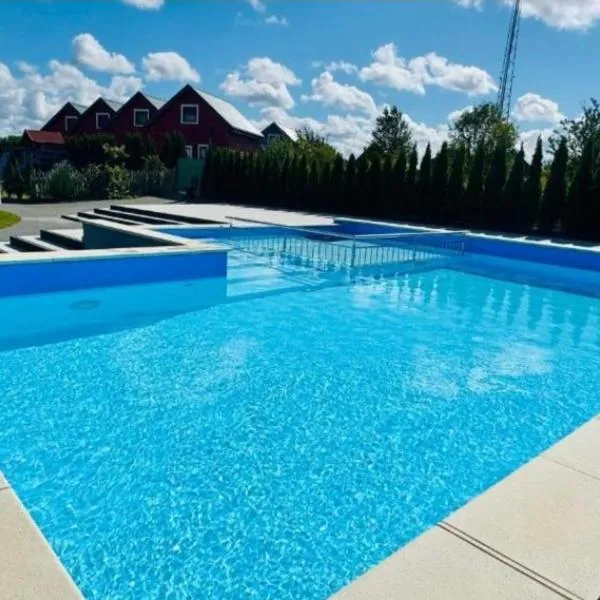 Apartament Ksawery parking w cenie podgrzewany basen，位于里沃的酒店