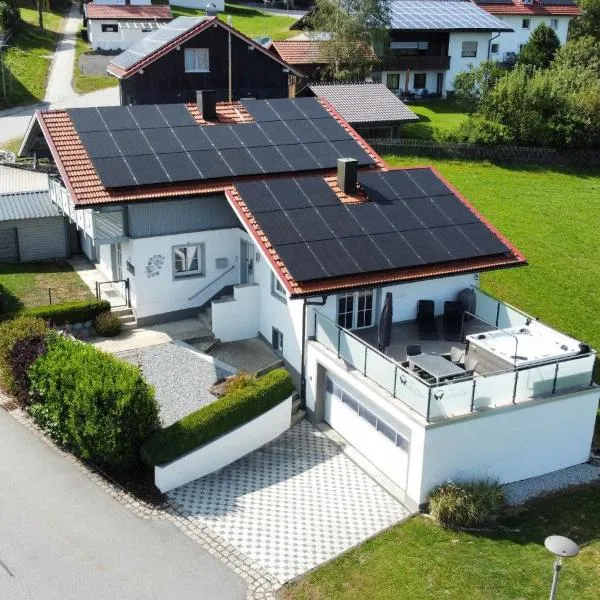 Ferienhaus Woidzauber，位于弗赖翁的酒店