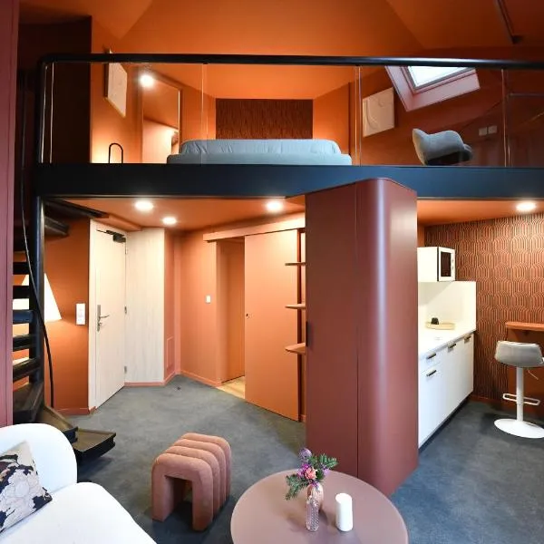 La SUITE appart 'hôtel & restaurant Le DÔME，位于罗阿纳的酒店