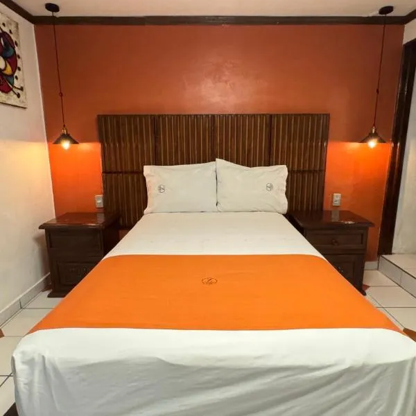 HOTEL ZAPOTLAN，位于古斯曼城的酒店