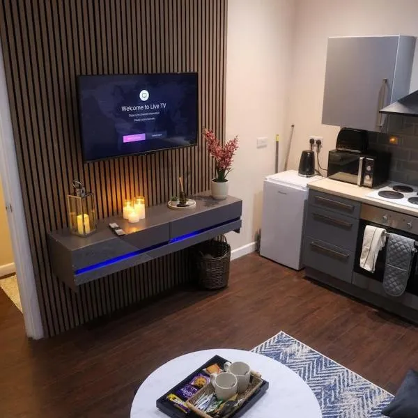 Spacious High street Apartment，位于西布罗姆维奇的酒店