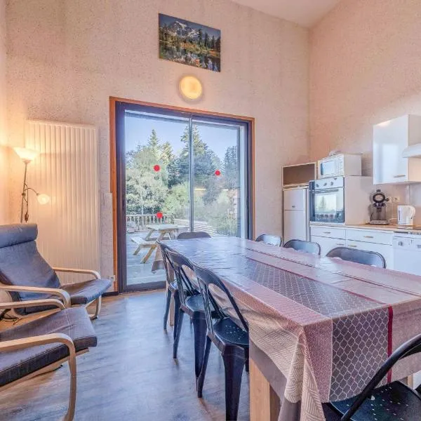 Apt Framboise Les Monts d'olmes，位于Montferrier的酒店