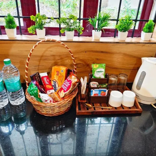 Nandhanam Inn - Entire Flat, Ground Floor, 200m From East Nada Guruvayur，位于古鲁瓦尤尔的酒店