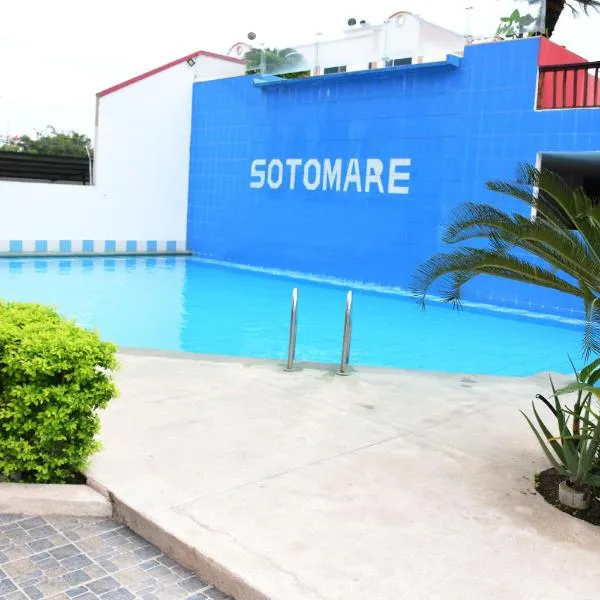 Relax en Tonsupa Moderno Depar con Aire C y a pasos del mar 3 piscinas 2hidro，位于通苏帕的酒店