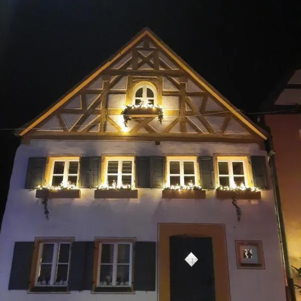 Antikperle mit Komfort，位于希尔波尔特施泰因的酒店