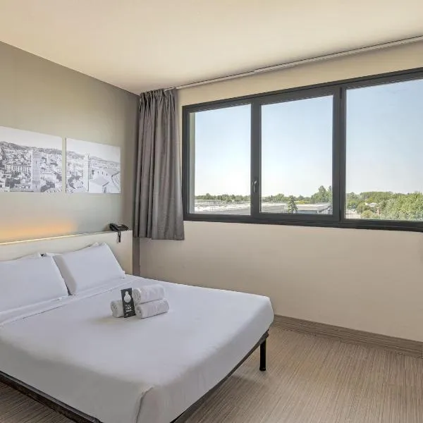 B&B HOTEL Bologna，位于马焦雷堡的酒店