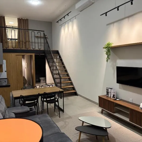 Loft Premium Andradina，位于Andradina的酒店